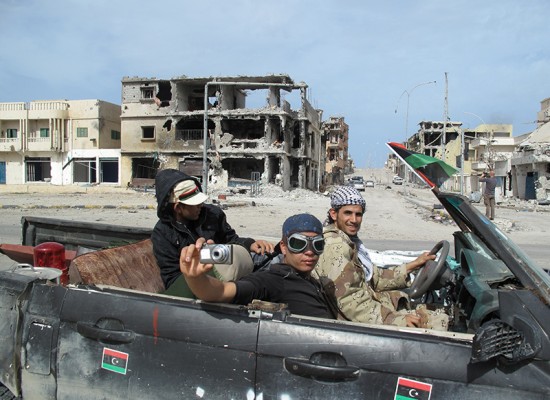 Le prime immagini scattate nella città natale di Gehddafi dopo la caduta